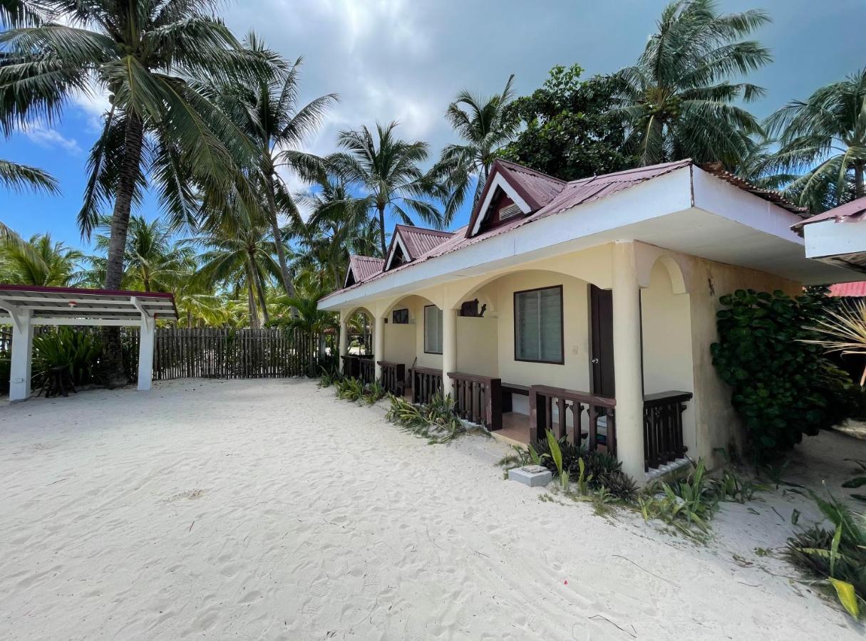 Beach Placid Resort Powered By Cocotel Ocoy Buitenkant foto