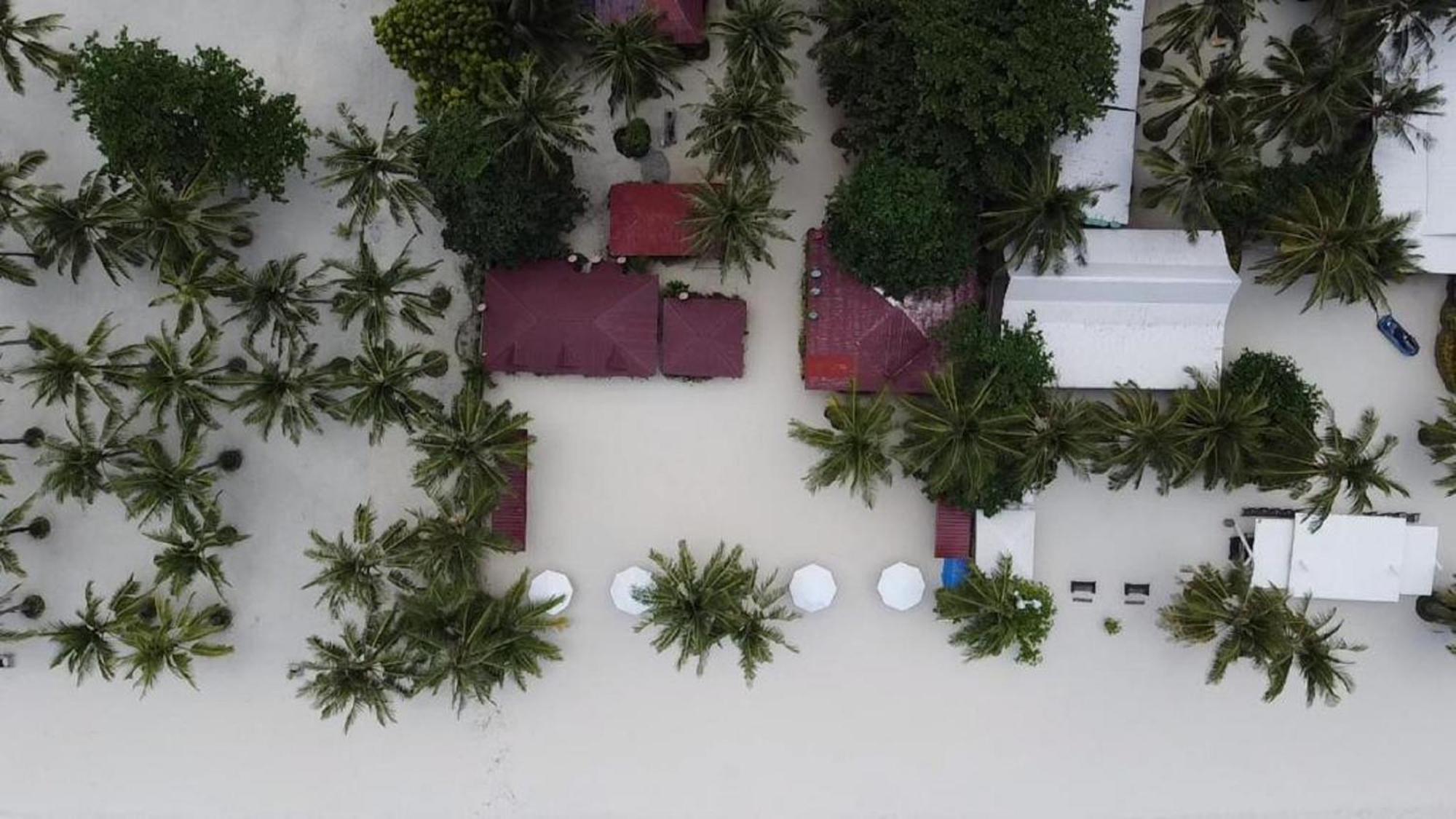 Beach Placid Resort Powered By Cocotel Ocoy Buitenkant foto